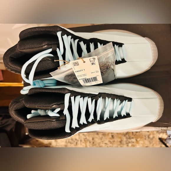 Adidas (NWT) SZ 11 Crazy 1 Kobe ice blue men’s shoe #IG5896 - Picture 6 of 13